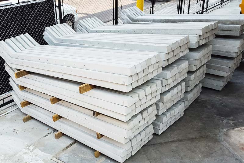 Postes e mourões de concreto armado fabricação própria JBR